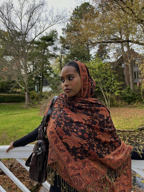 MEMS Student Halima Jama selected for Competitive Colloquy at the Folger